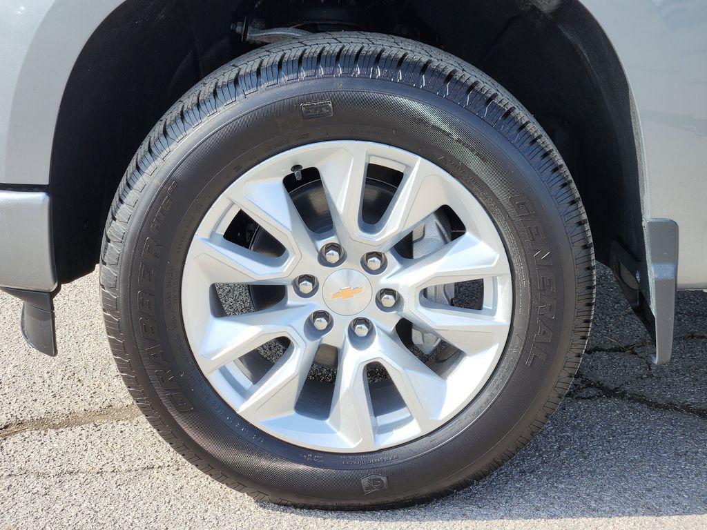 new 2026 Chevrolet Silverado 1500 car, priced at $47,740