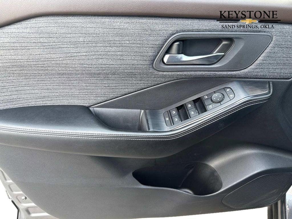 used 2023 Nissan Rogue car, priced at $20,000