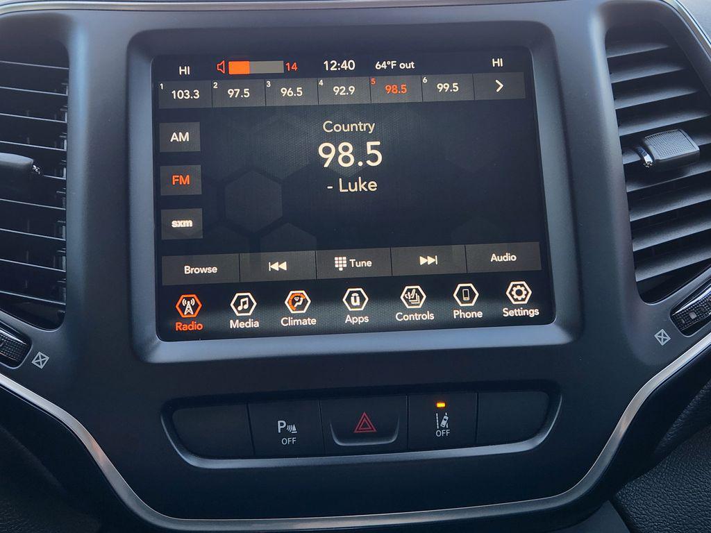 used 2021 Jeep Cherokee car, priced at $21,500