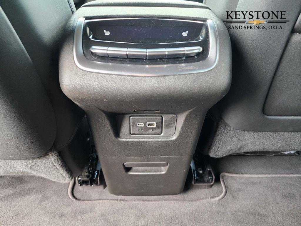 used 2024 Cadillac XT6 car, priced at $42,000