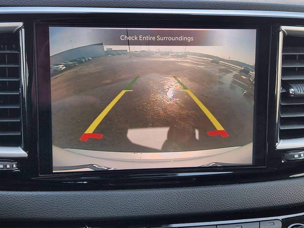 used 2024 Chrysler Pacifica car, priced at $28,000