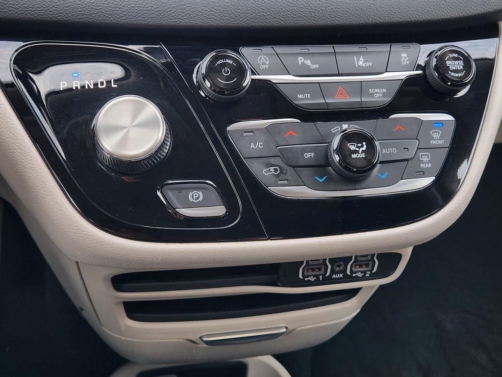 used 2024 Chrysler Pacifica car, priced at $28,000