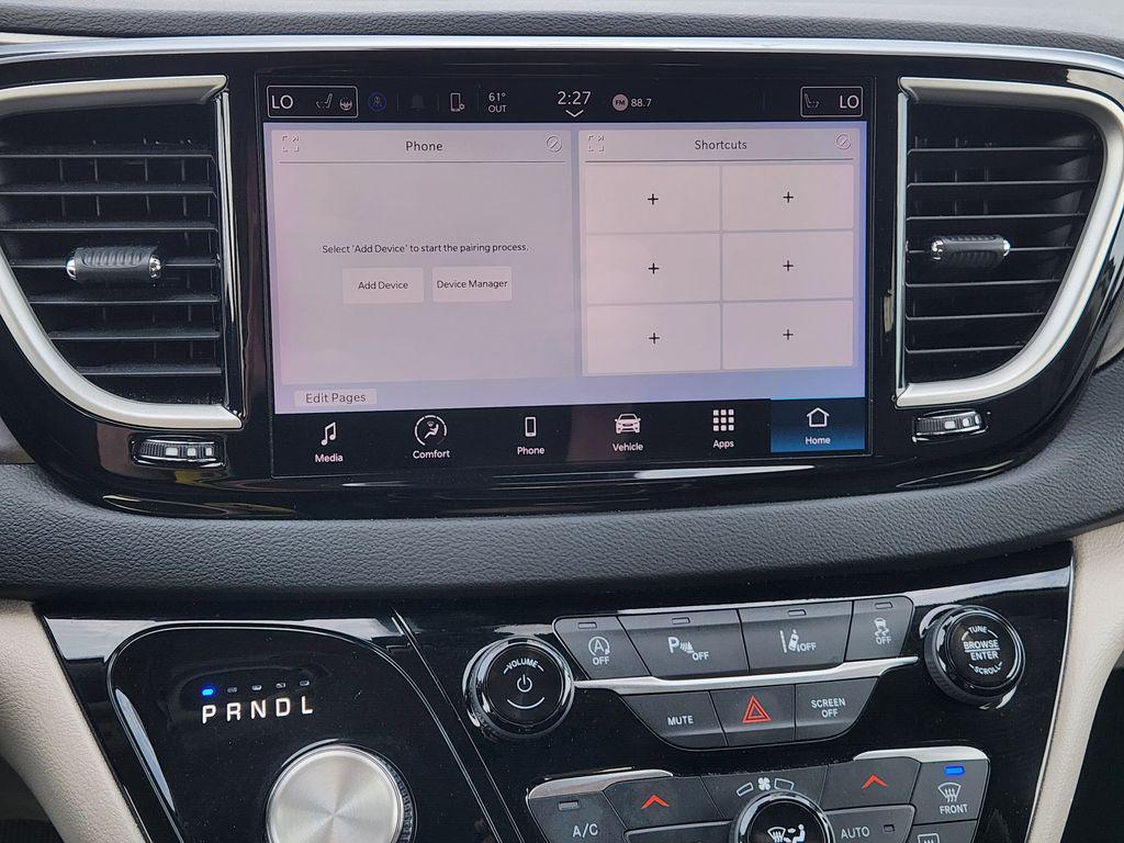 used 2024 Chrysler Pacifica car, priced at $28,500