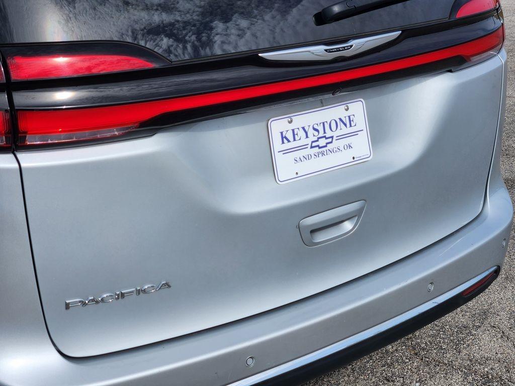used 2024 Chrysler Pacifica car, priced at $28,000