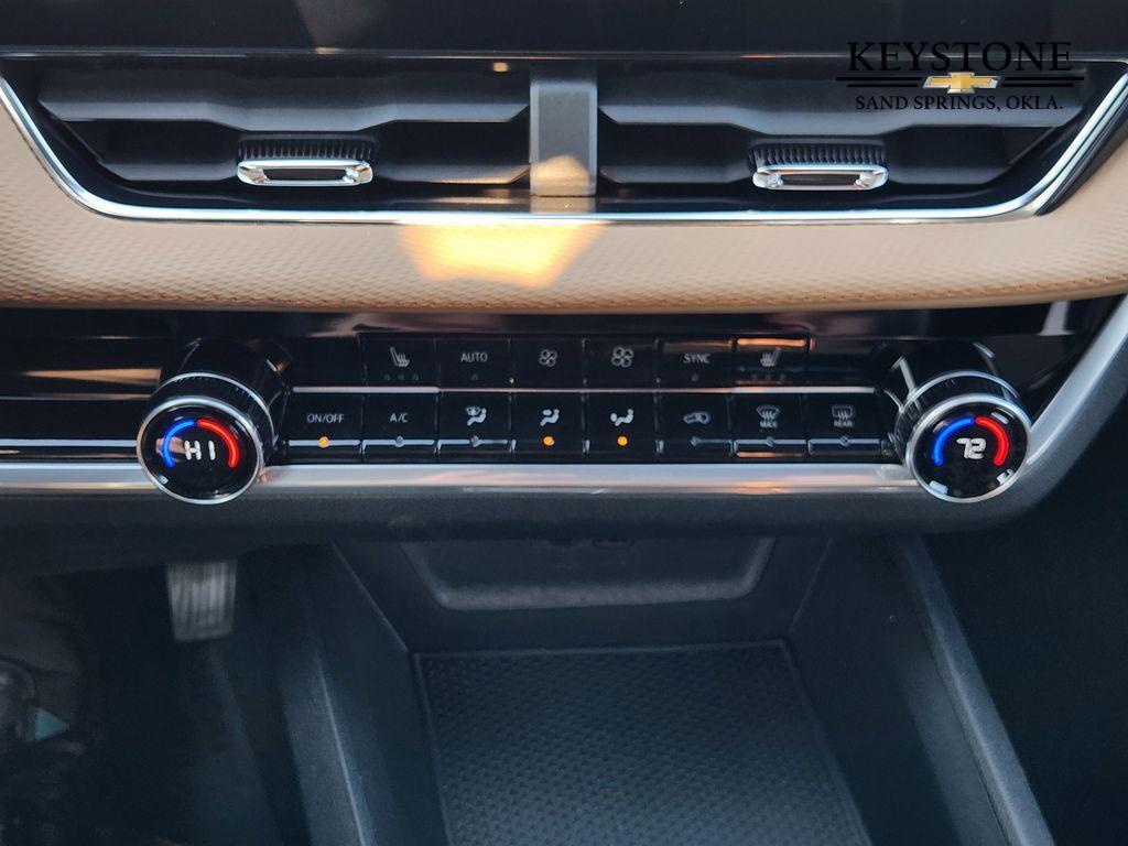 new 2026 Chevrolet Equinox car, priced at $36,895