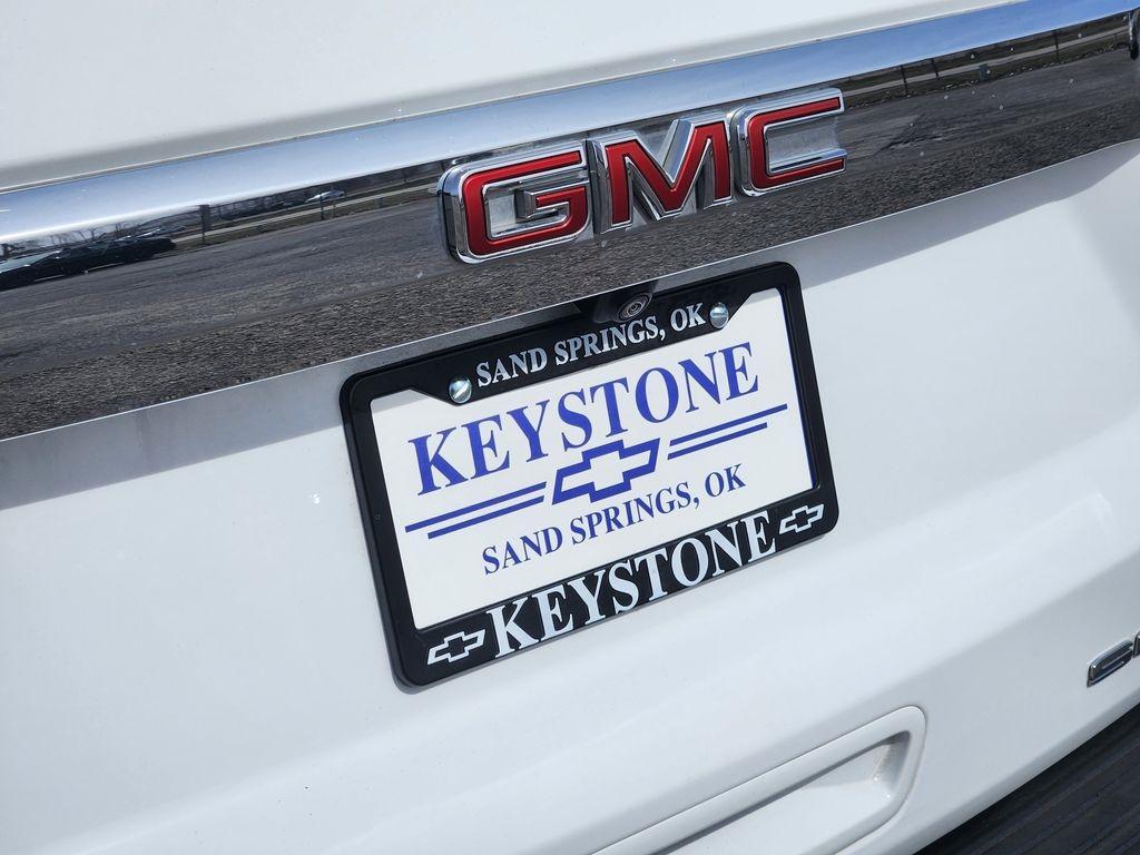 used 2024 GMC Yukon XL car, priced at $53,395