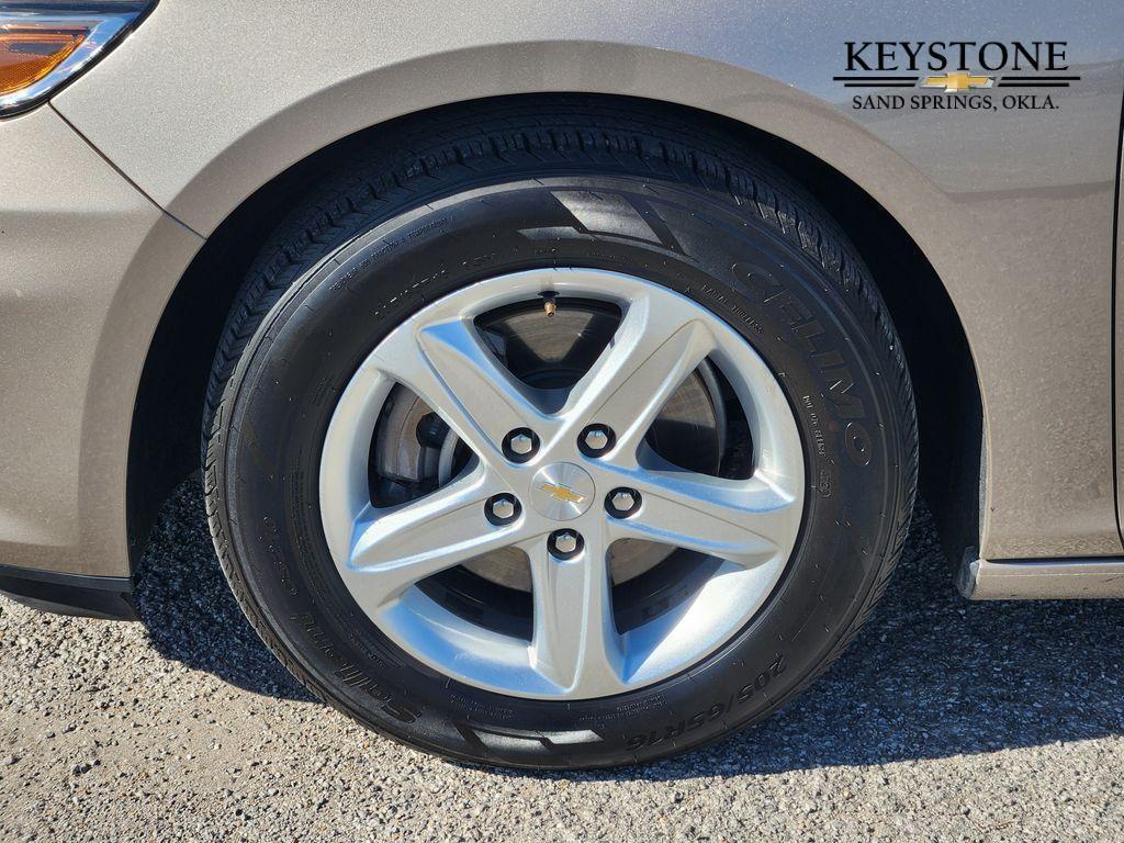used 2024 Chevrolet Malibu car, priced at $19,900