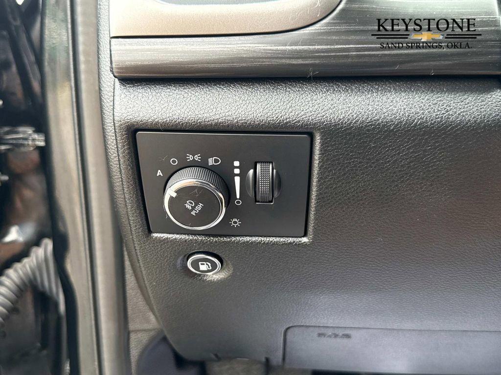 used 2022 Jeep Grand Cherokee car, priced at $23,000