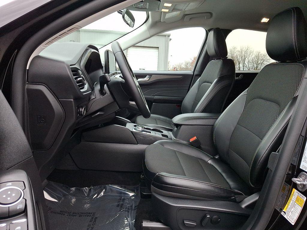 used 2025 Ford Escape PHEV car, priced at $26,000
