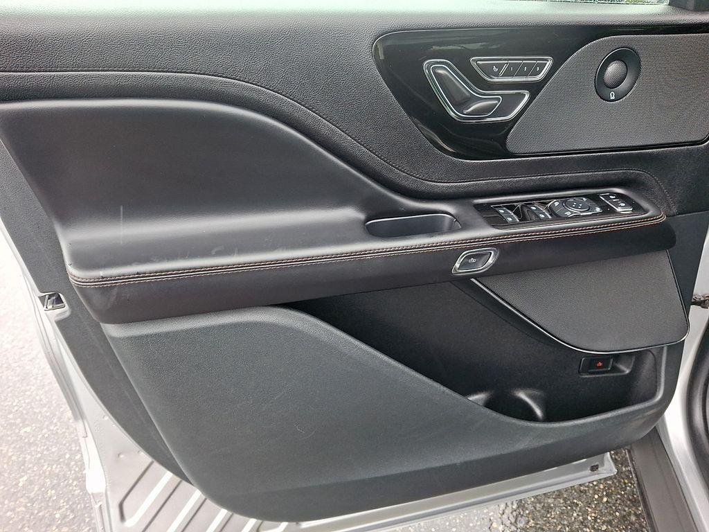 used 2023 Lincoln Aviator car, priced at $42,300