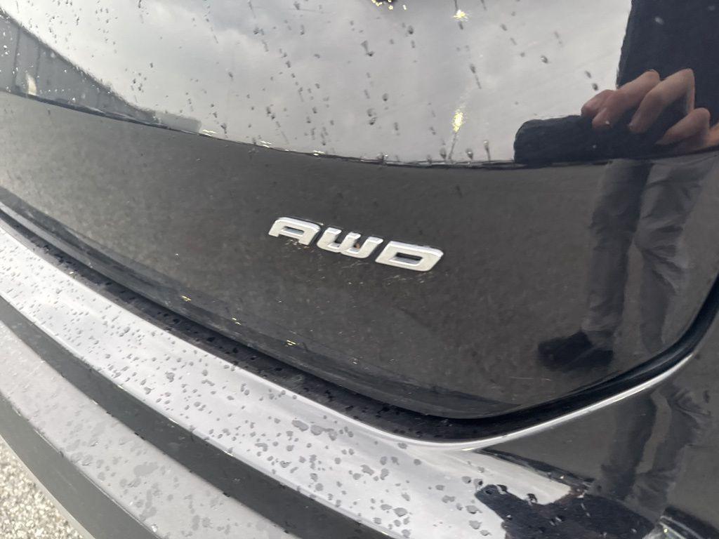 used 2024 Ford Edge car, priced at $23,000