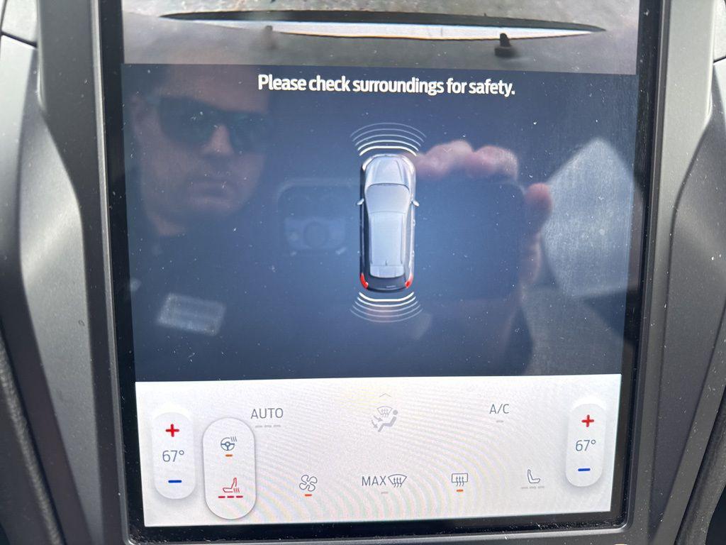 used 2022 Ford Edge car, priced at $22,000