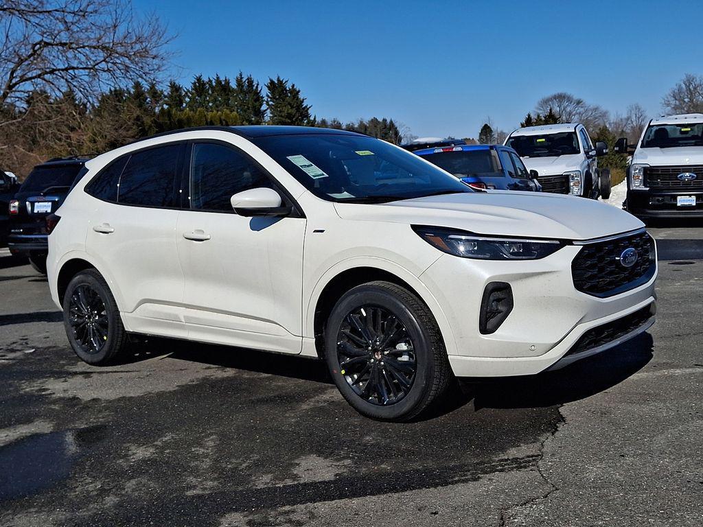 new 2026 Ford Escape car, priced at $40,500