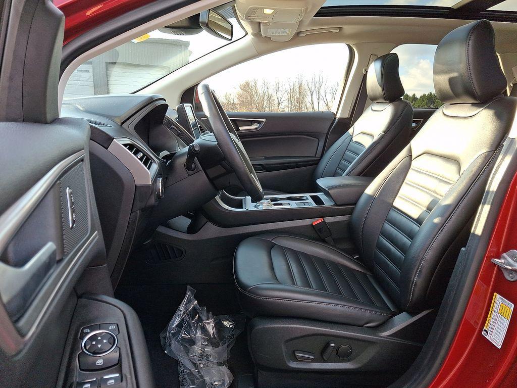used 2022 Ford Edge car, priced at $22,500