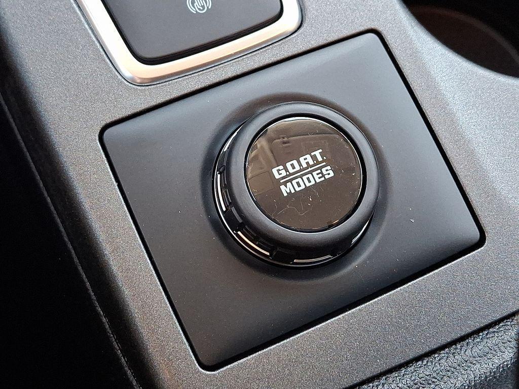 new 2025 Ford Bronco Sport car, priced at $32,000