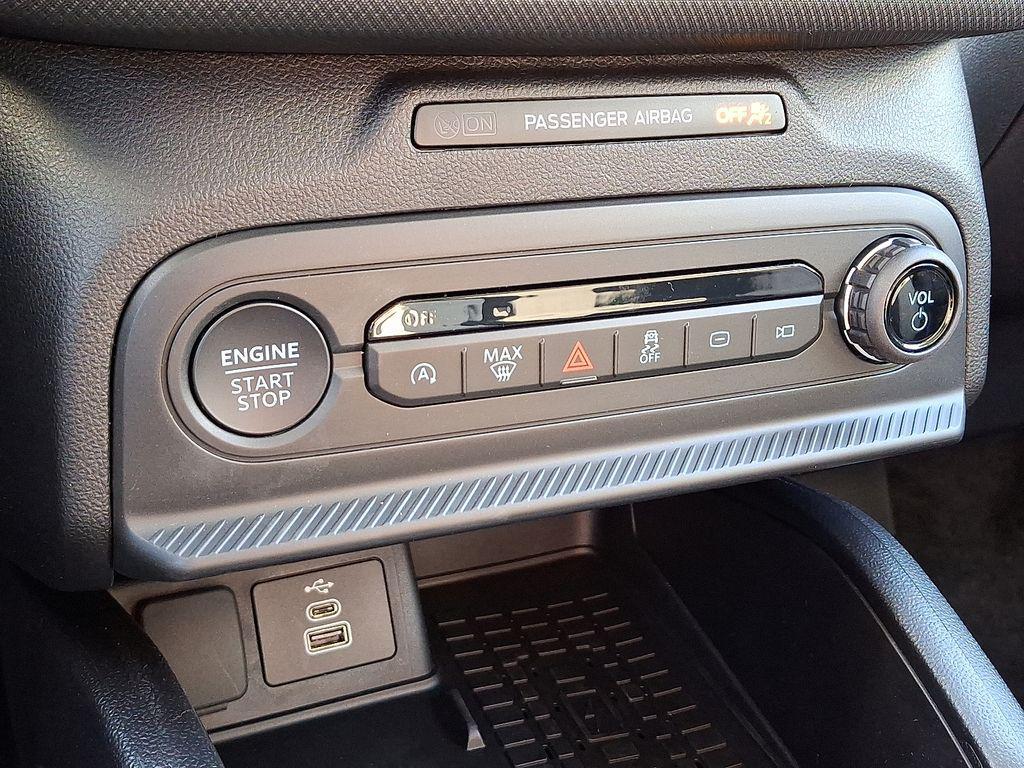 new 2025 Ford Bronco Sport car, priced at $32,000