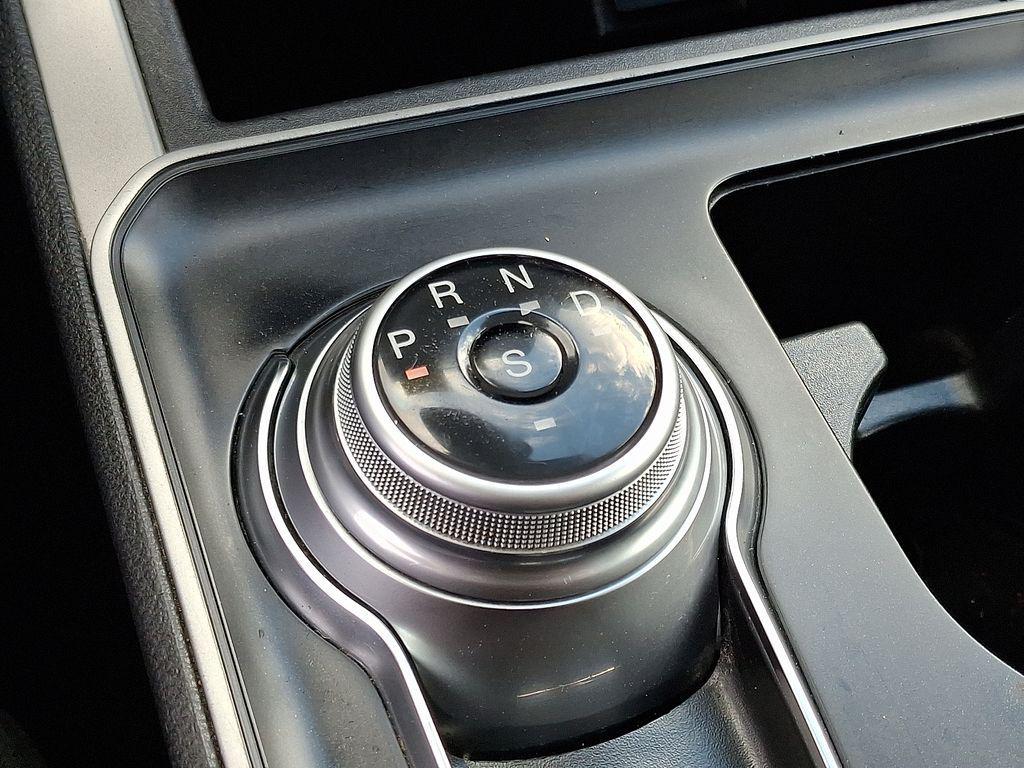 used 2022 Ford Edge car, priced at $18,500