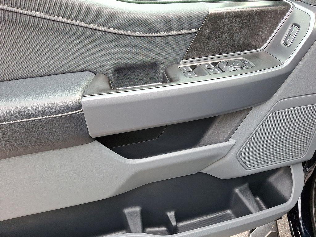 used 2022 Ford F-150 car, priced at $38,000