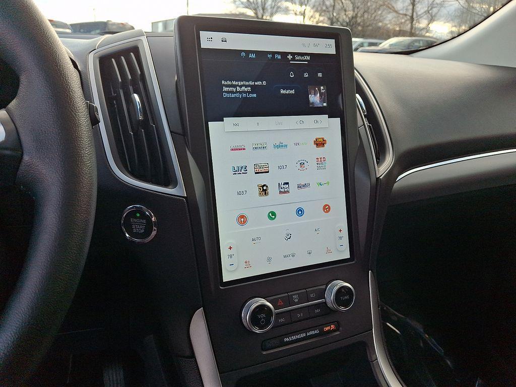 used 2021 Ford Edge car, priced at $22,000