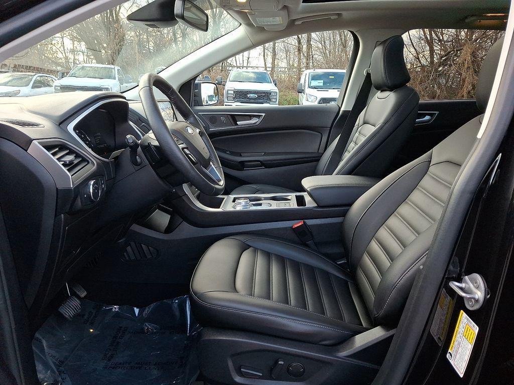 used 2021 Ford Edge car, priced at $22,000