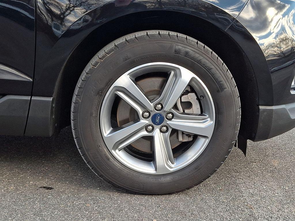 used 2021 Ford Edge car, priced at $22,000