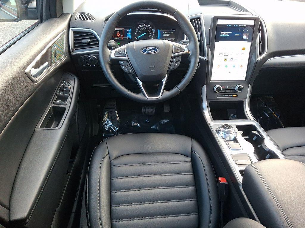 used 2021 Ford Edge car, priced at $22,000