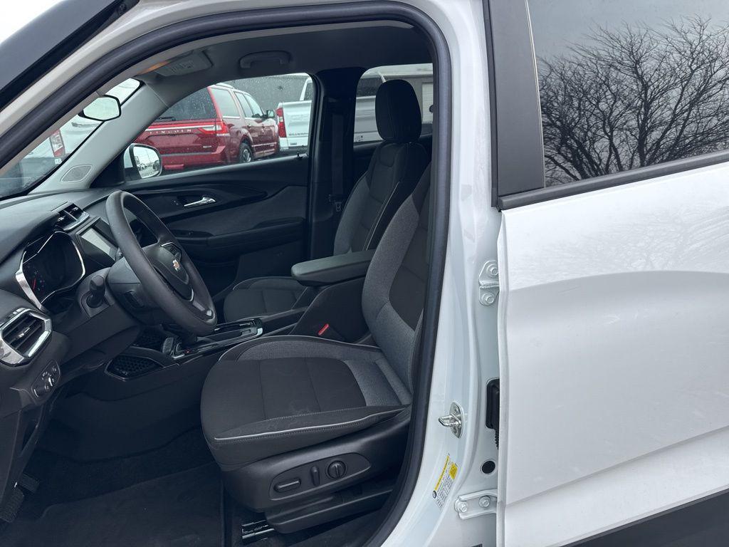 used 2023 Chevrolet TrailBlazer car, priced at $20,000