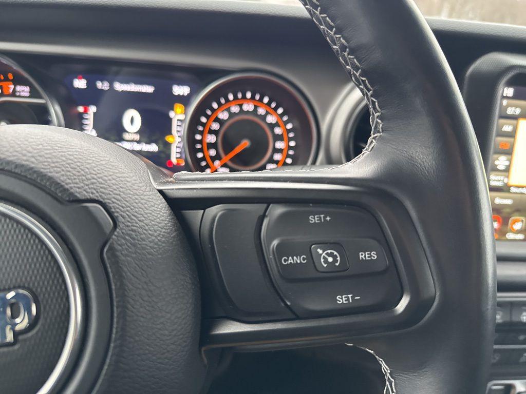 used 2021 Jeep Gladiator car, priced at $29,000