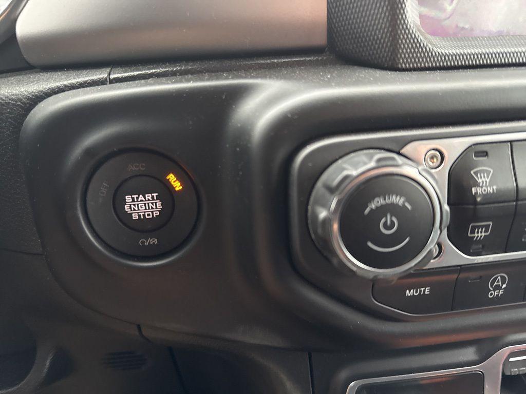 used 2021 Jeep Gladiator car, priced at $29,000