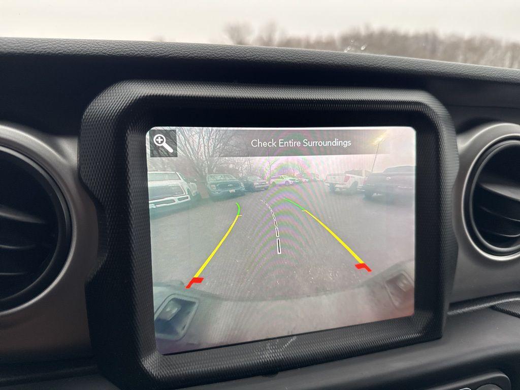 used 2021 Jeep Gladiator car, priced at $29,000