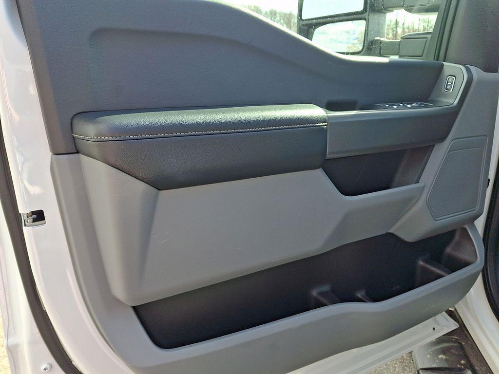 used 2025 Ford F-250 car, priced at $50,500