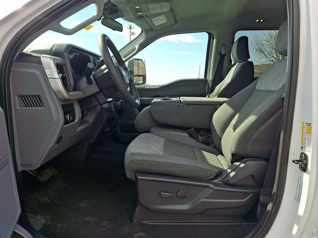 used 2025 Ford F-250 car, priced at $50,500