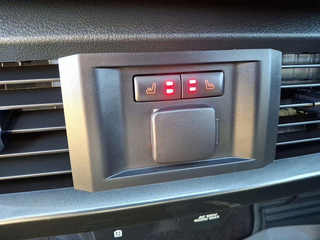 used 2021 Ford F-150 car, priced at $38,000