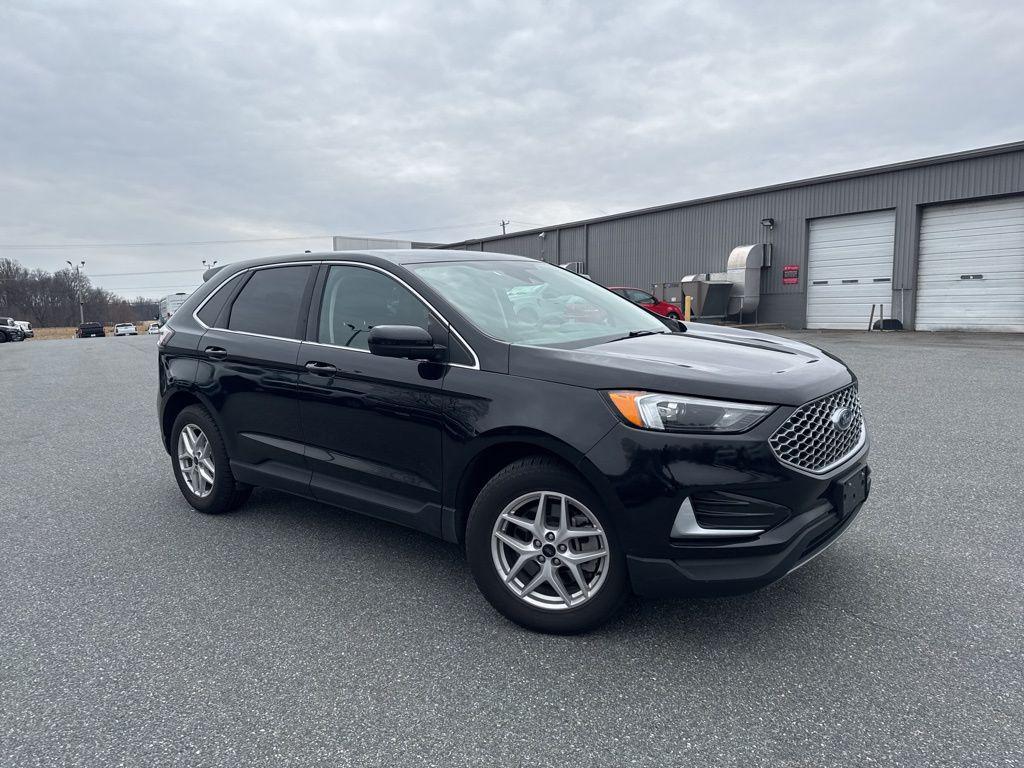 used 2023 Ford Edge car, priced at $22,000