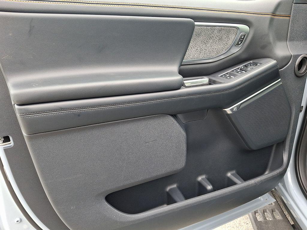 new 2026 Ford Expedition car, priced at $81,546