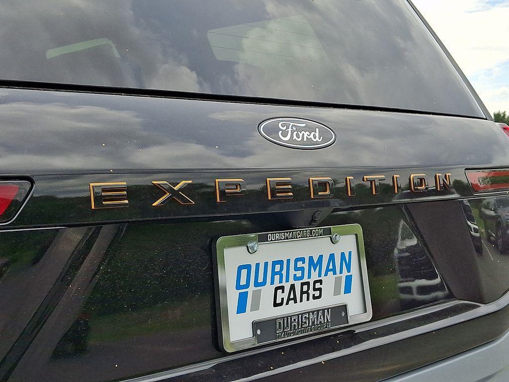 new 2026 Ford Expedition car, priced at $81,546