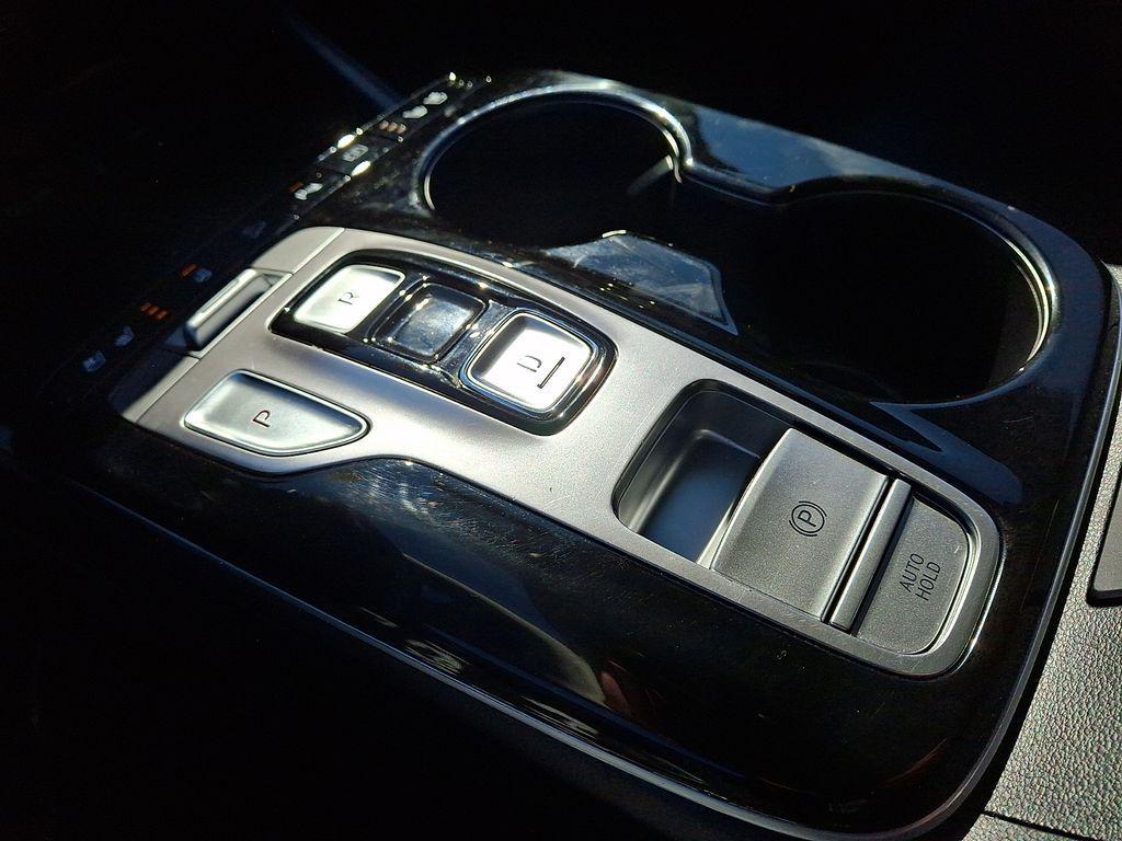 used 2024 Hyundai TUCSON Hybrid car, priced at $31,500