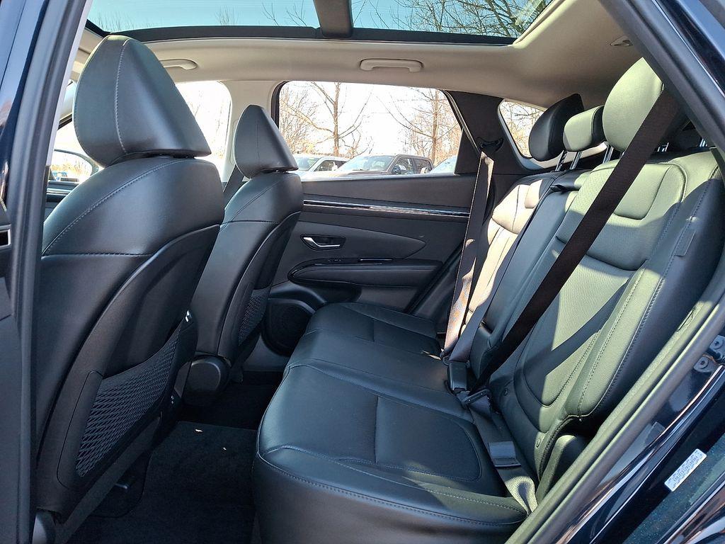 used 2024 Hyundai TUCSON Hybrid car, priced at $31,500