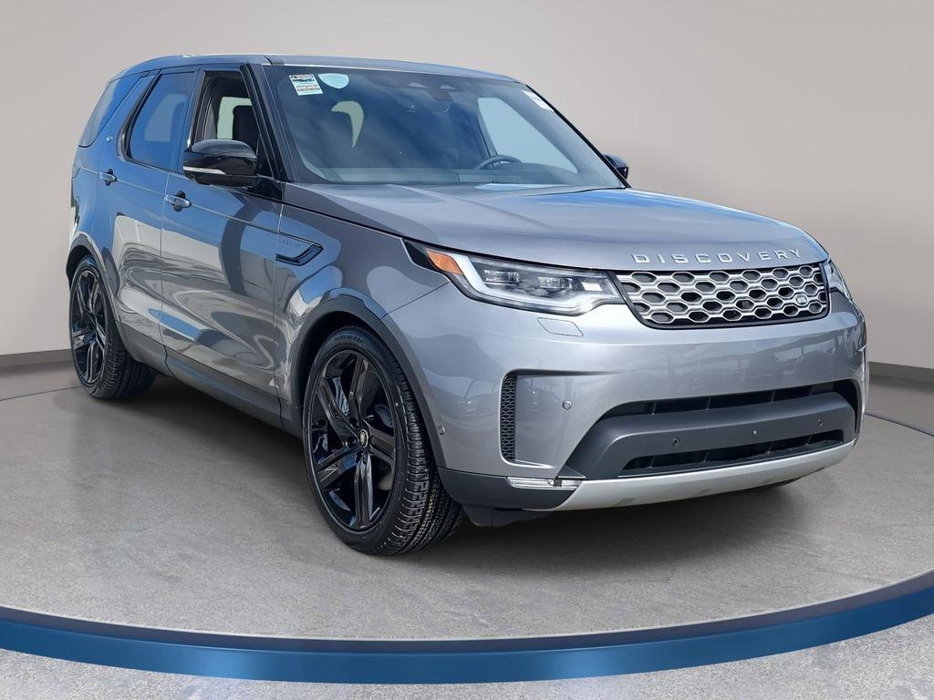 new 2026 Land Rover Discovery car, priced at $67,276
