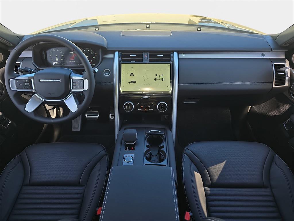 new 2026 Land Rover Discovery car, priced at $76,726