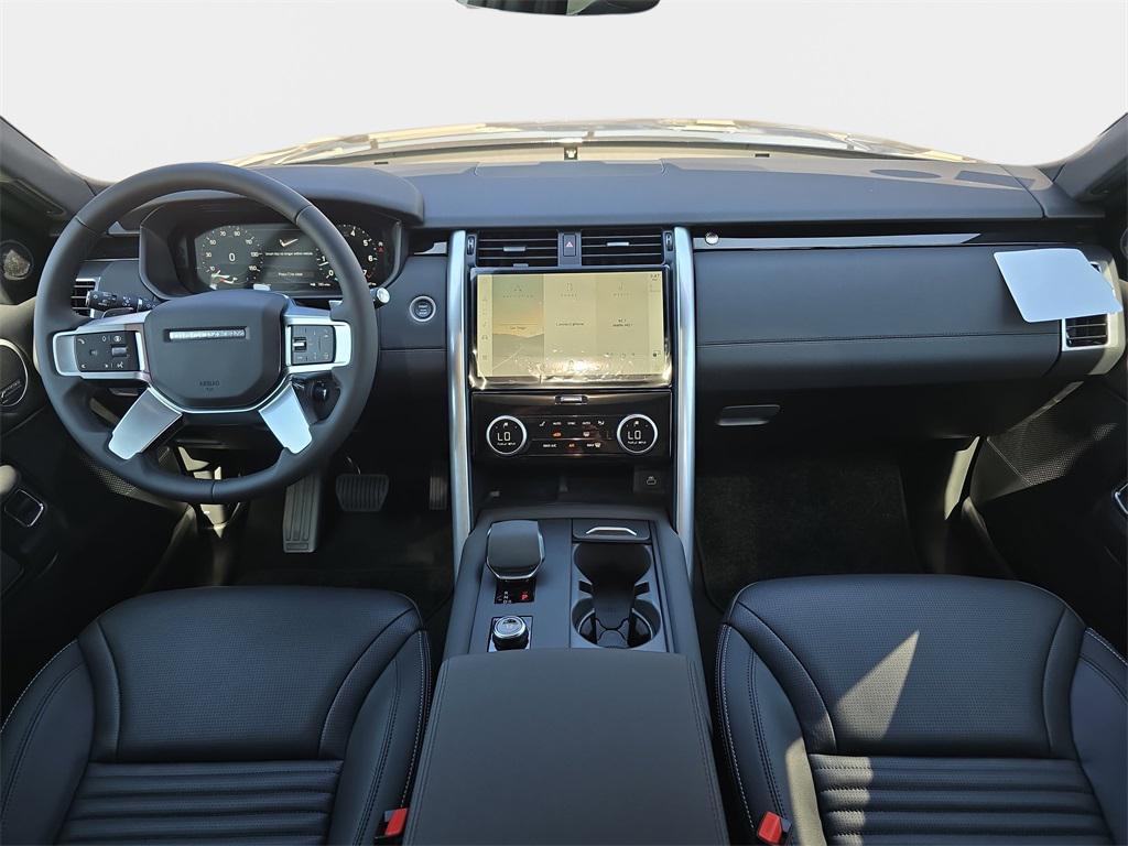 new 2025 Land Rover Discovery car, priced at $68,493
