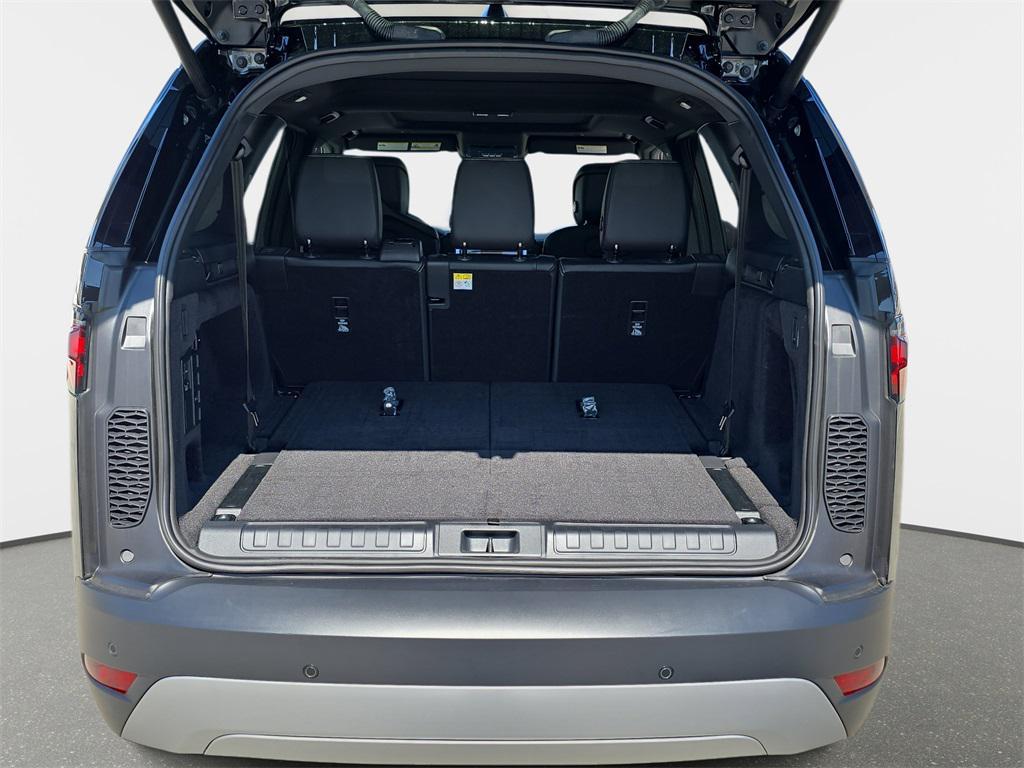 new 2025 Land Rover Discovery car, priced at $68,493