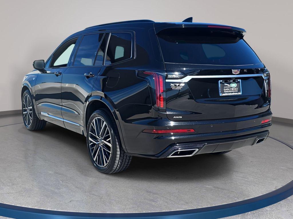 used 2023 Cadillac XT6 car, priced at $40,440