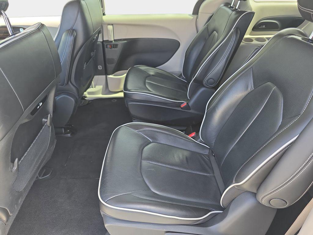 used 2022 Chrysler Pacifica Hybrid car, priced at $28,075