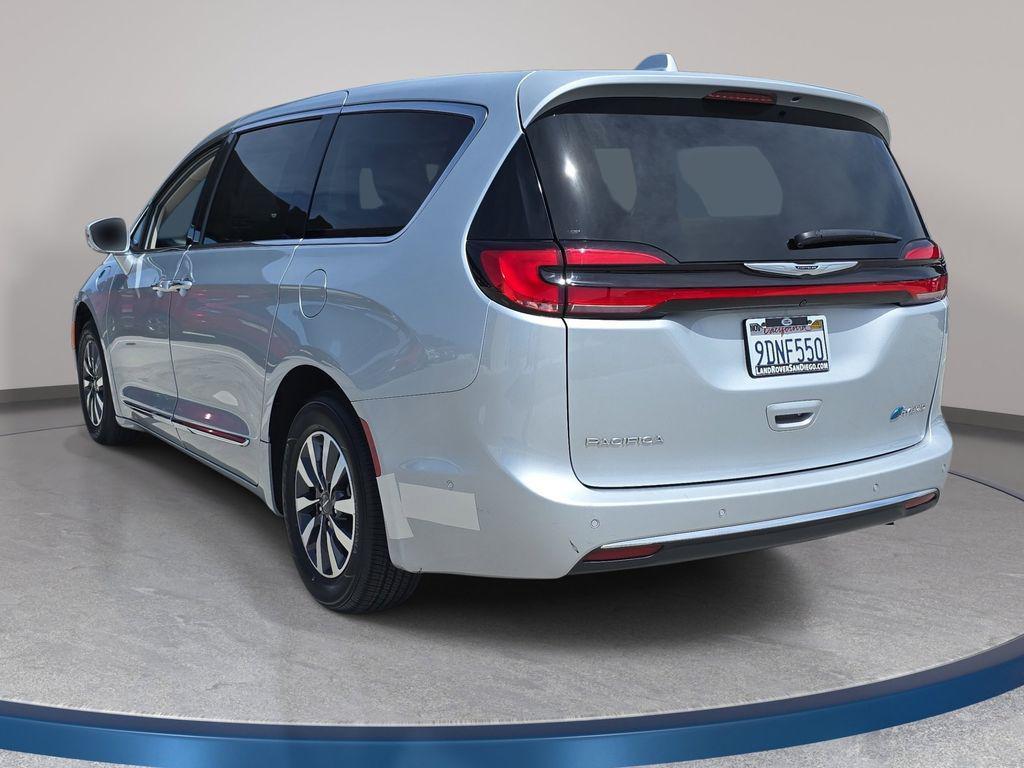 used 2022 Chrysler Pacifica Hybrid car, priced at $28,075