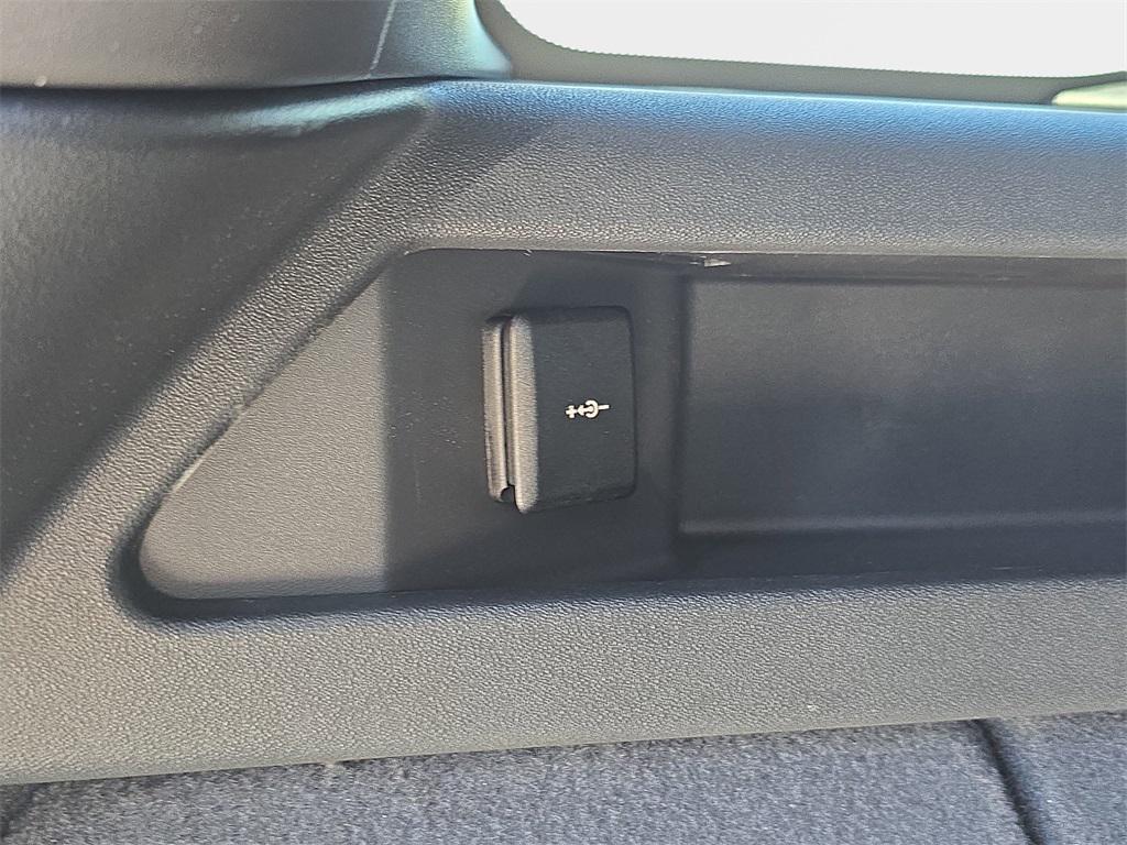 new 2025 Land Rover Discovery Sport car, priced at $63,213