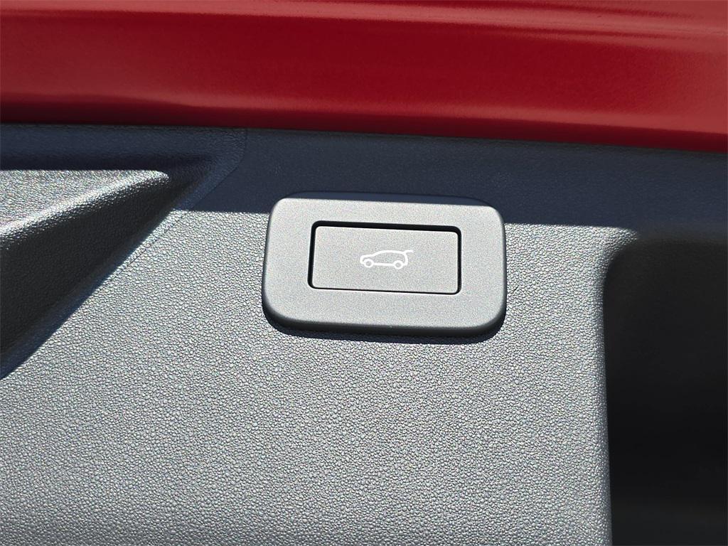 new 2026 Land Rover Discovery Sport car, priced at $53,075