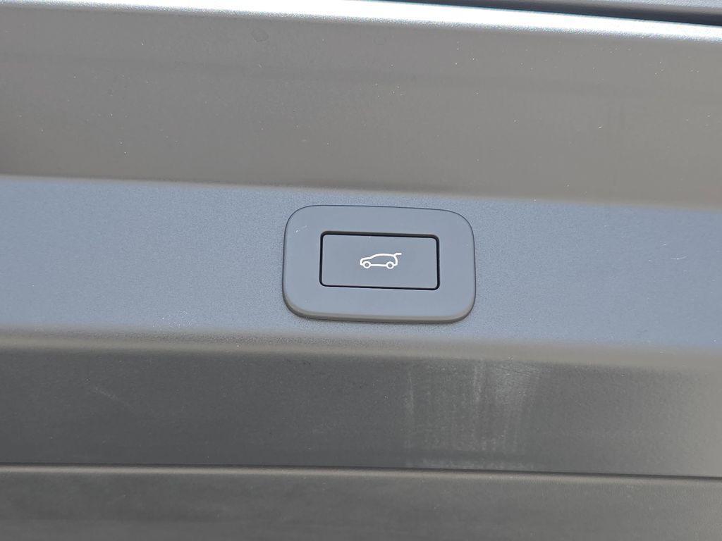 new 2026 Land Rover Range Rover Sport car, priced at $125,500