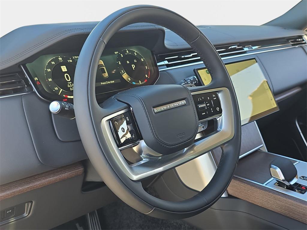 new 2025 Land Rover Range Rover car, priced at $151,205