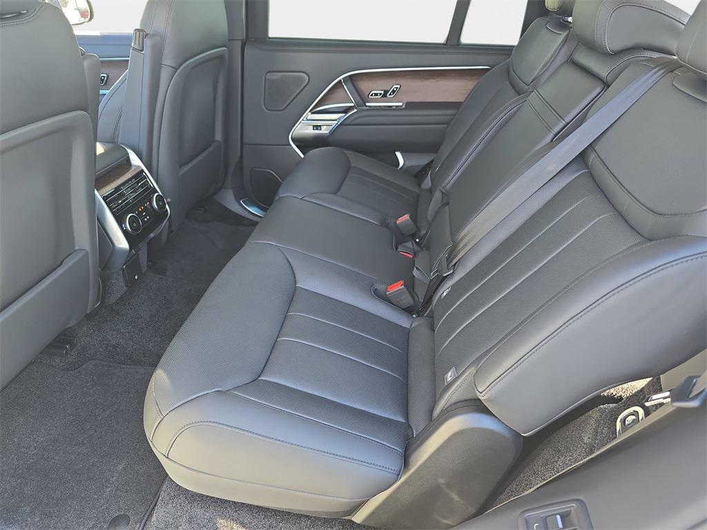 new 2025 Land Rover Range Rover car, priced at $151,205